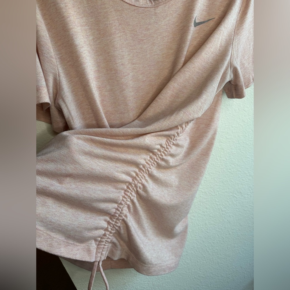 ADIDAS RUNNING TOP - Picture 2 of 4
